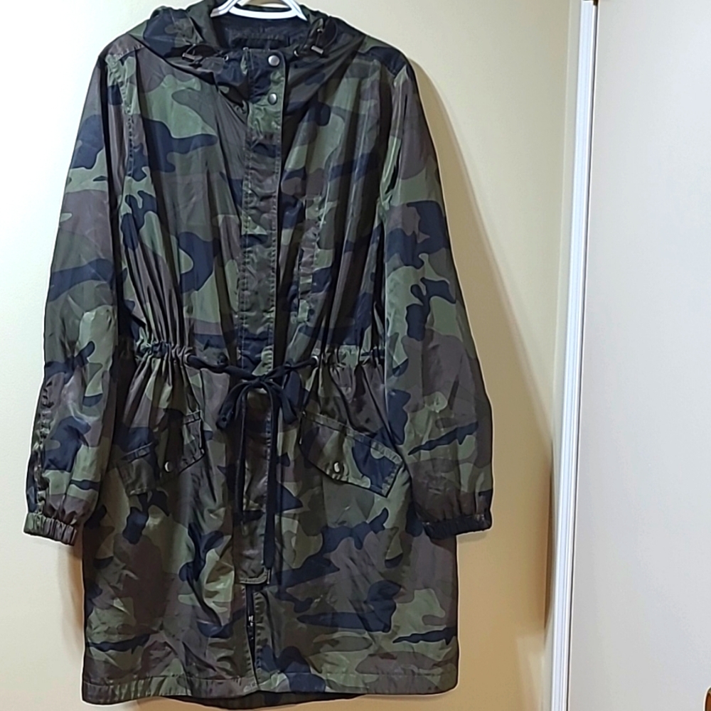 George Windbreaker Long Camo Jacket